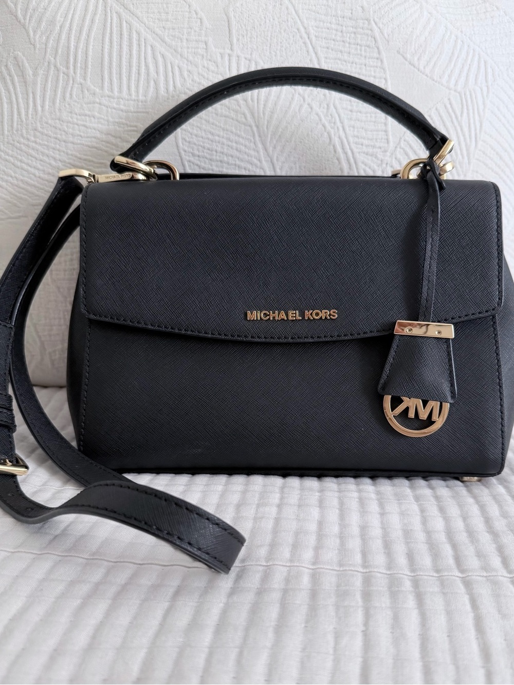 MICHAEL KORS AVA SMALL TOP HANDLE SATCHEL Handbag Crossbody Bag Black Gold